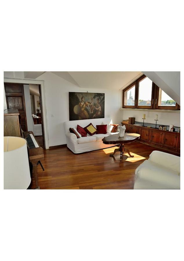Mimi'S Loft Apartment Venice Exterior photo